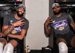 湖人霍华德离队